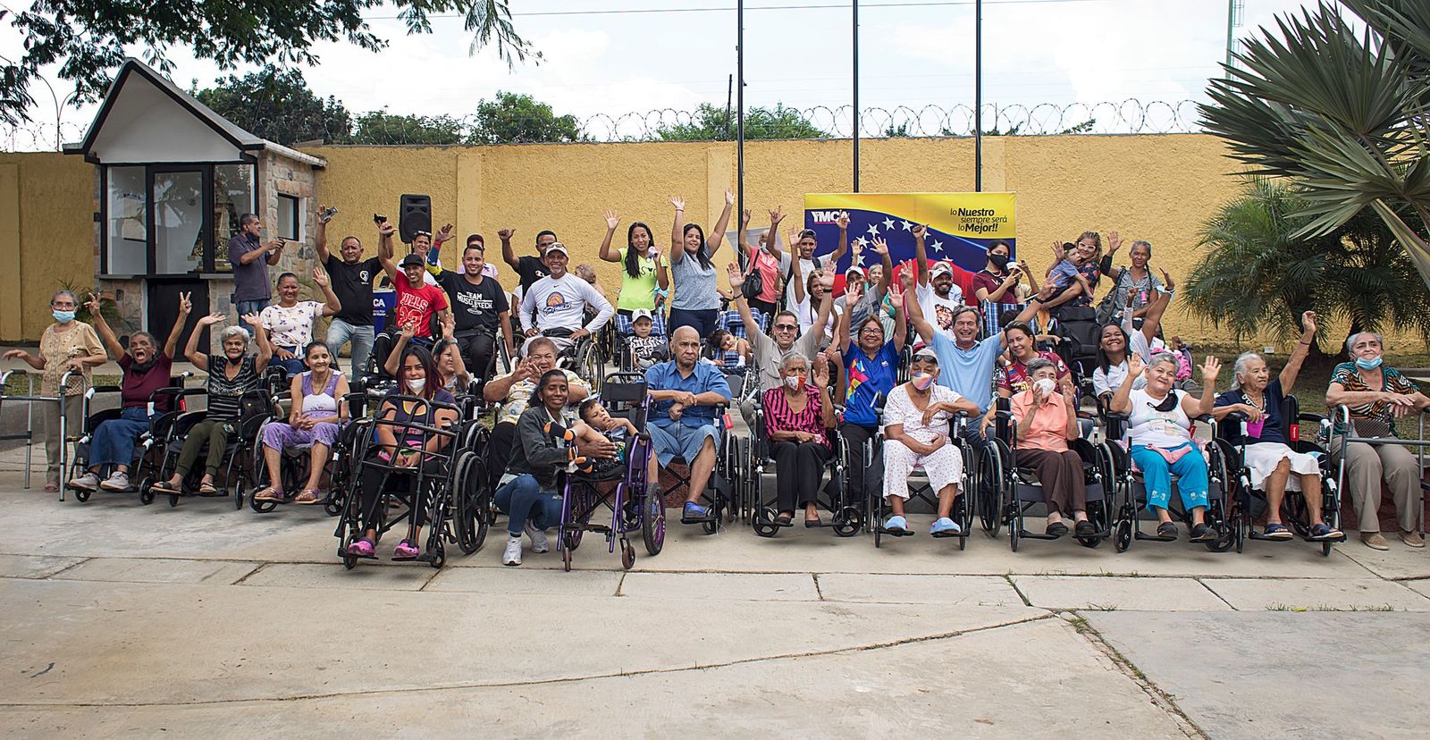 Wheels Of Happiness Foundation donó sillas de ruedas en Venezuela