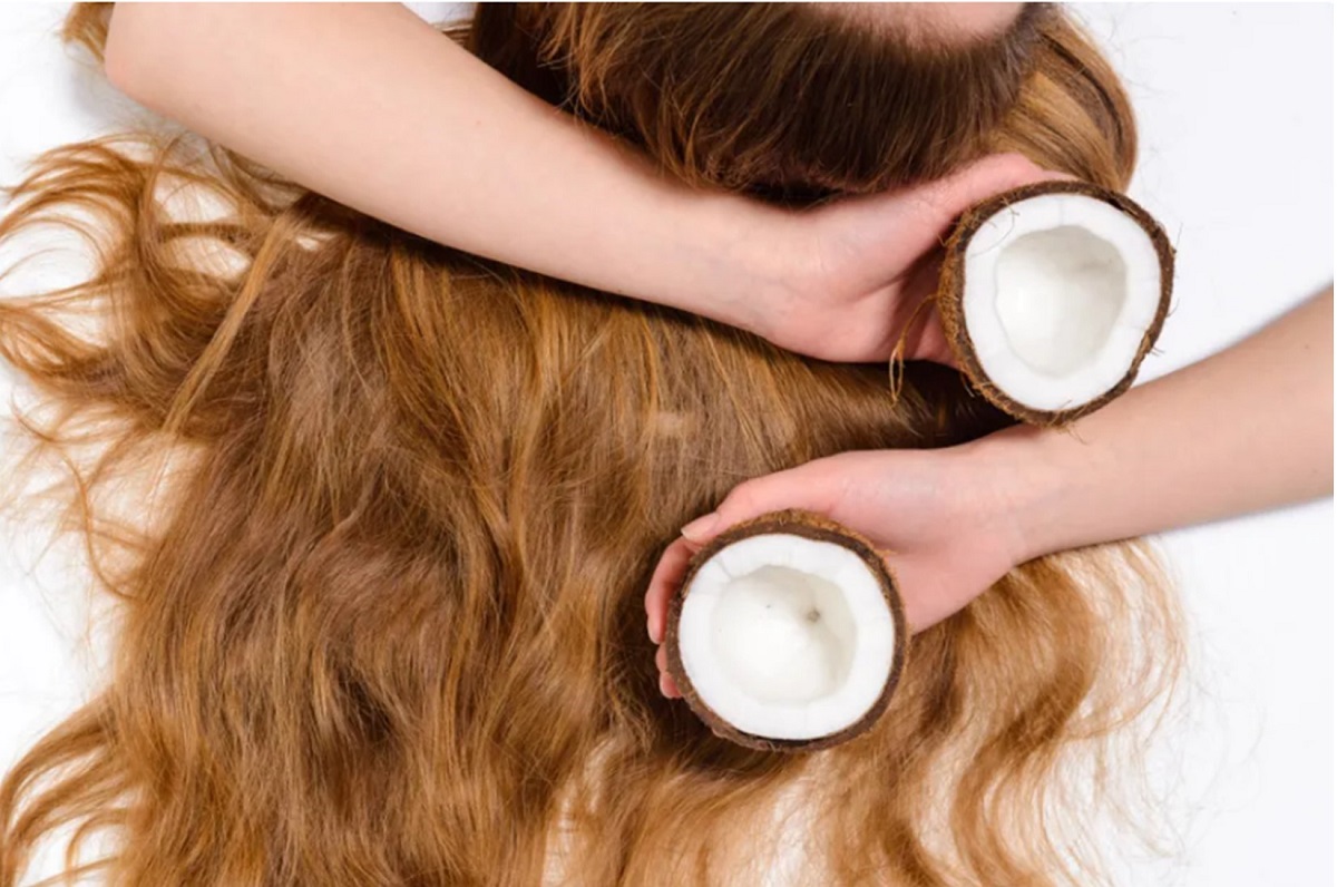 Aprende cómo usar aceite de coco para tener un cabello hermoso